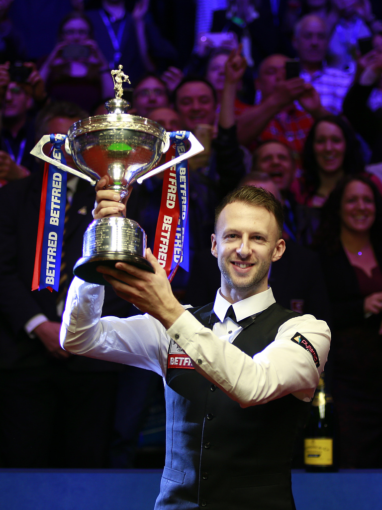 现出了卓越 现出了卓越